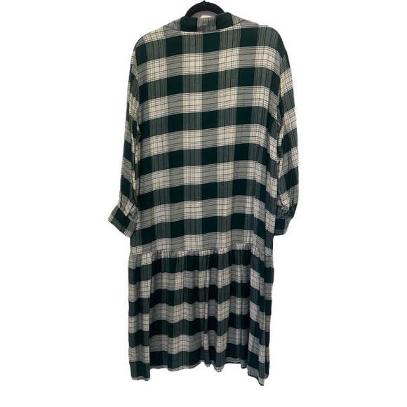 Zara Dress Green and White Lagre - Picture 5 of 8